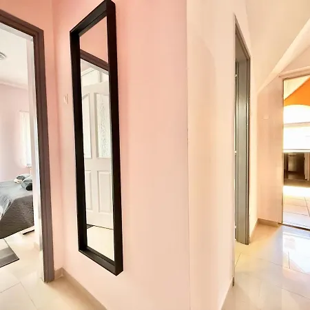 Lelle Udvar 1 Ac Free Parking Apartmán
